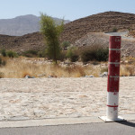 Wasserstandsanzeige bei Wadi-Durchfahrt