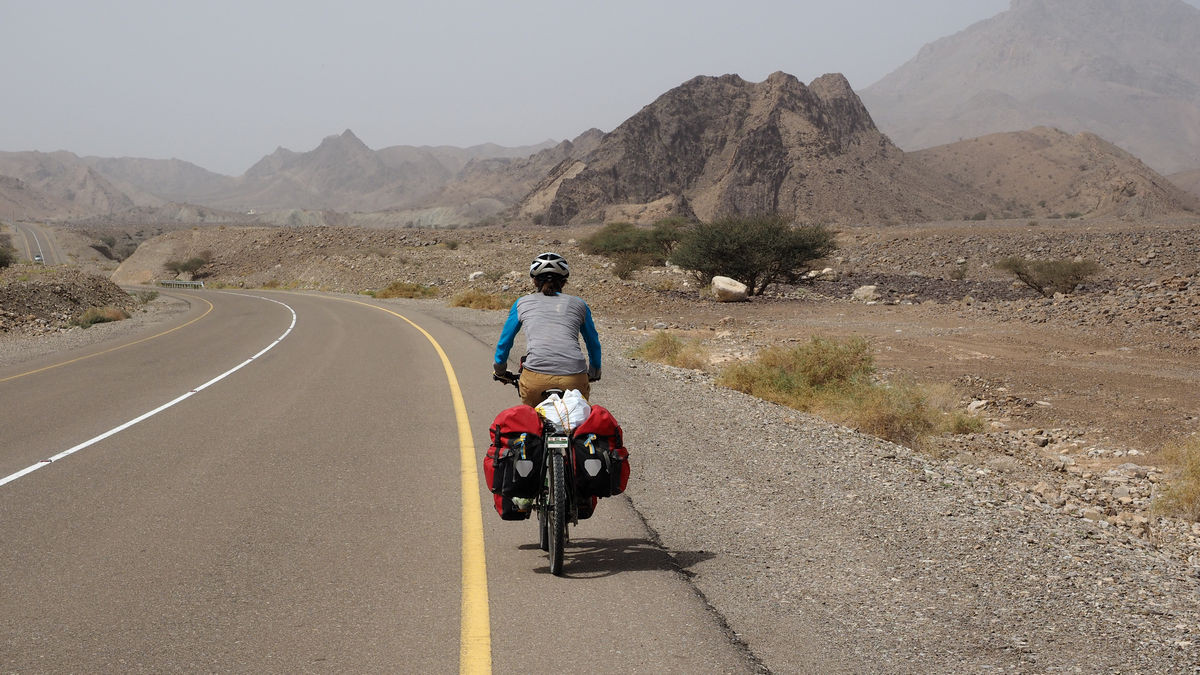 zwischen Al Ayn und Al Buraimi (Al Ain)