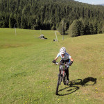 nochmals sehr steil bergauf auf der Skipiste zum Hoiswirt