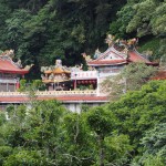 beeindruckende Tempelanlagen inmitten der Lion’s Head Mountain Scenic Area