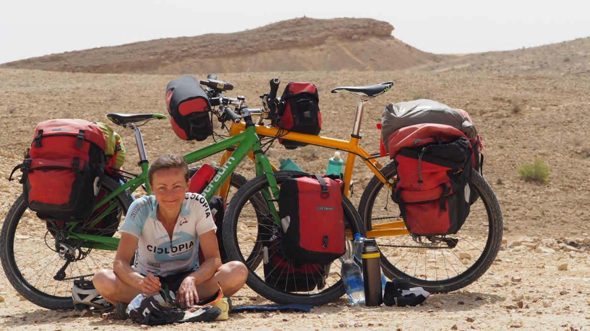 "schattige" Pause am Israel Bike Trail